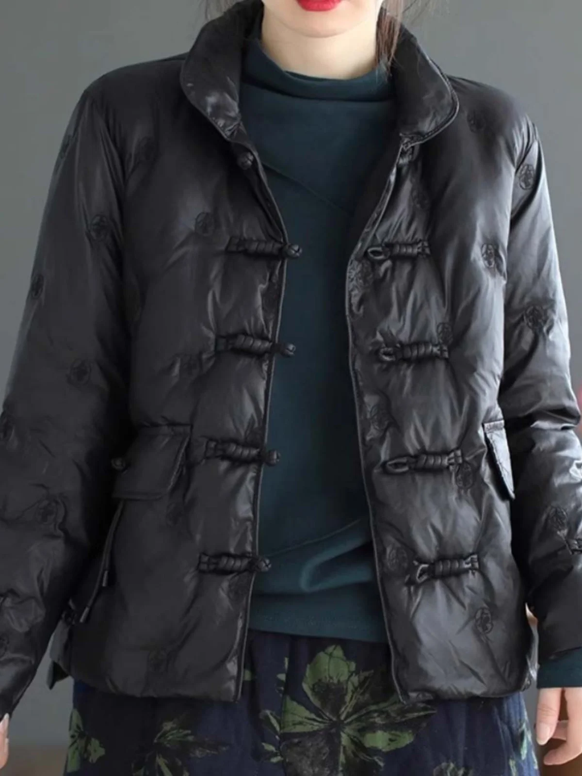 

Новая женская зимняя куртка в китайском стиле с вышивкой, на пуговицах, с воротником-стойкой, утепленная хлопковая, теплая верхняя одежда