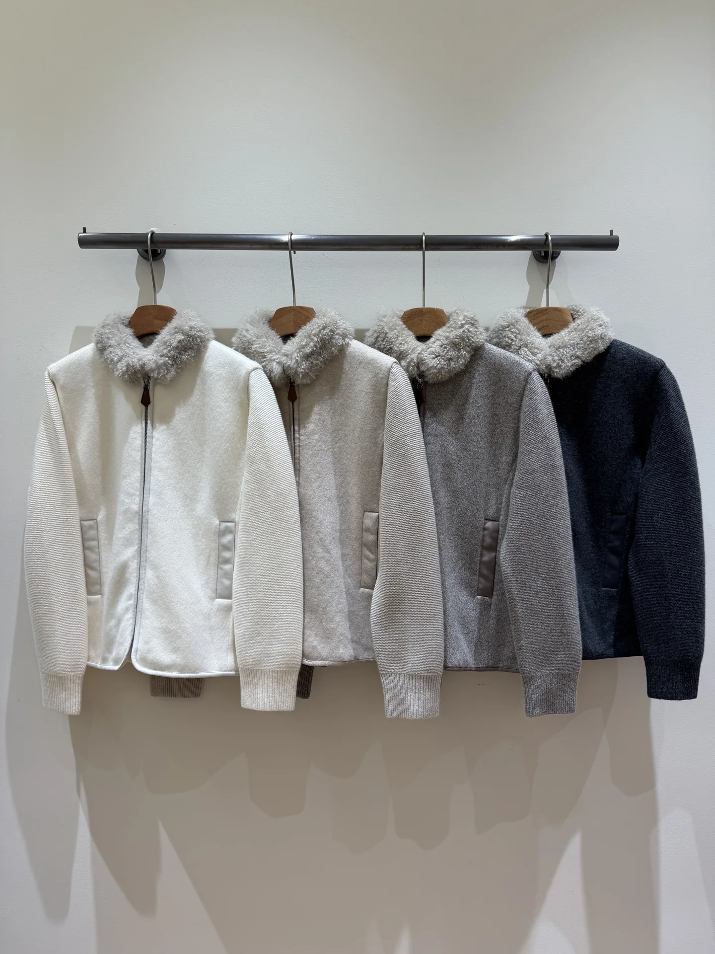 Women’S Autumn/Winter New Arrival: Goose Down Jacket With Knitted Wool-Cashmere Collar And Zipper Closure (2026)