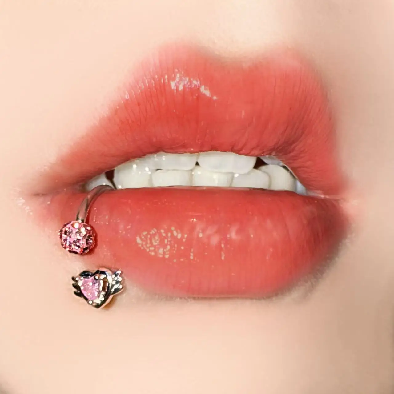 Love Lip Ring Piercing Flash Mud Ball Stainless Steel Earbone Ring Lip Labret Piercing Decoration Puncture Jewelry Wholesale