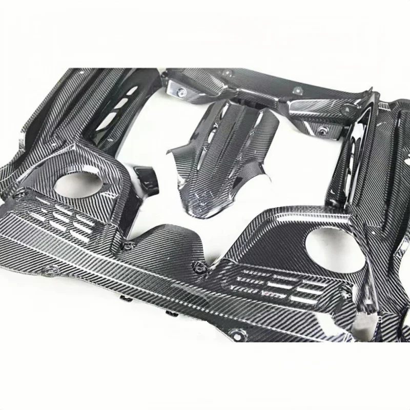 

High Quality Style Dry Carbon Fiber Engine Hood Suitable For Maserati MC20 Body Kit Modification