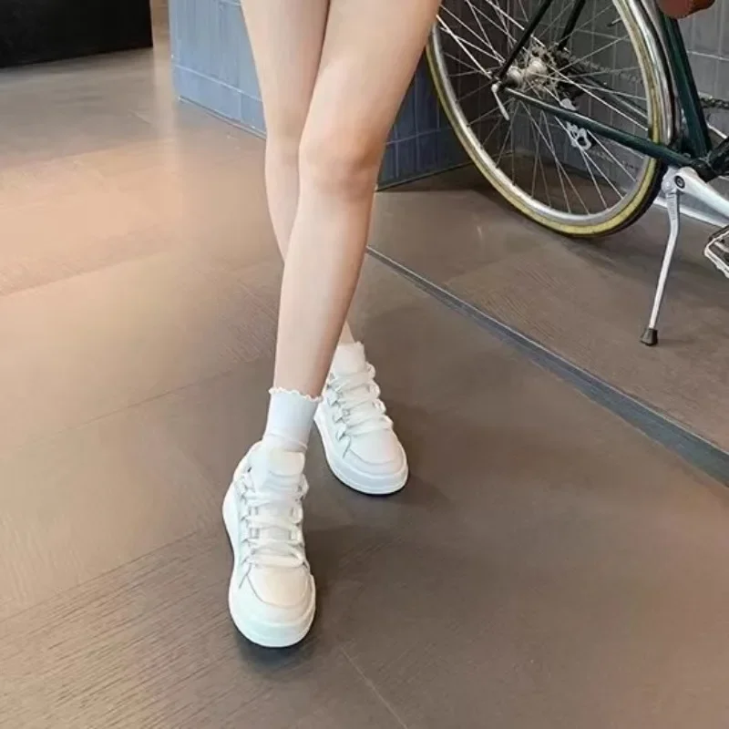 

Tennis Sneakers Woman Spring Summer Sports Board Shoes Fashion Comfort Colorful Casual Academy Style Little White Shoes Female