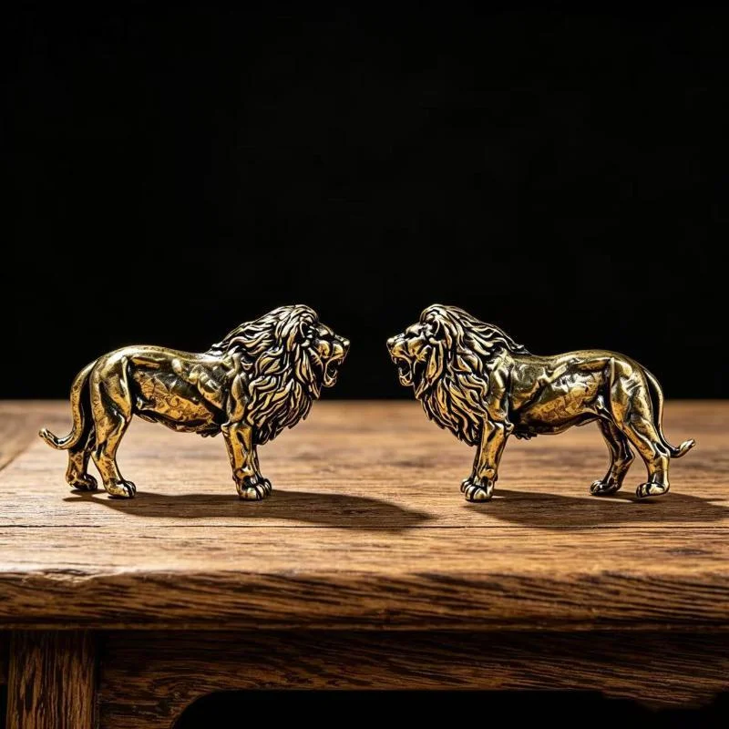 Brass Lion Figurine With Vintage Antique Finish And Exquisite Carvings For Home Office Desktop Decor〔Nest〕