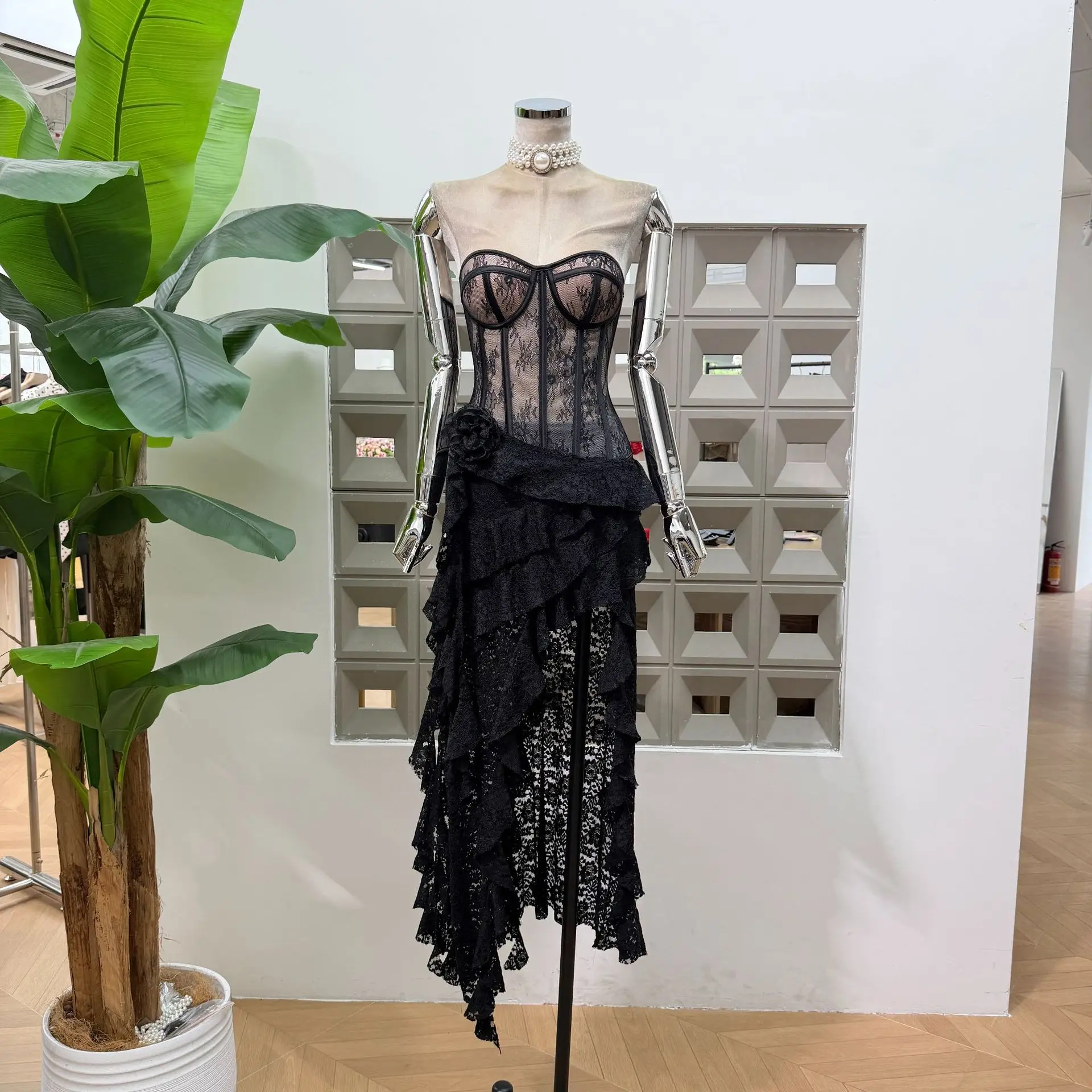 Sexy Womens Outfit Flower Lace Top Skirt Two Pieces Set High Quality Party Birthday Celebrate Stage Suits Women's Matching Sets