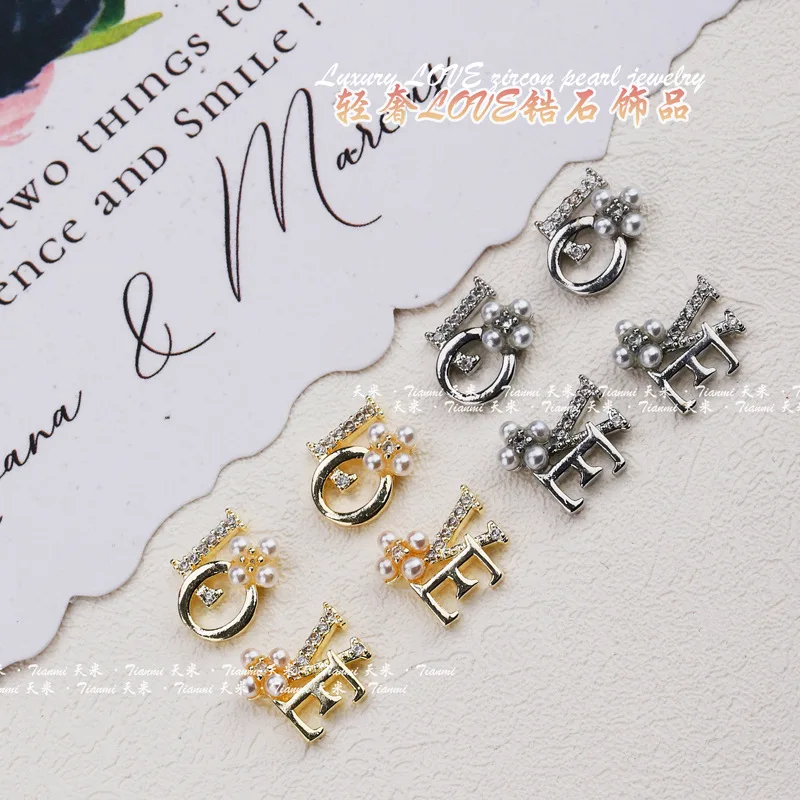 1Pair(2Pcs) LO And VE Nail Art Gold/Silver Sparkle Zircon Charms DIY Luxury Romantic Nail Pearl Alloy Charms Jewelry Strass
