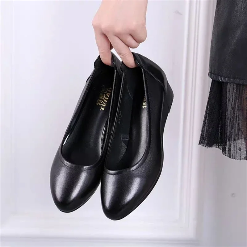 Femininas Women Classic Black Round Toe High Heel Shoes for Office Female Patent Leather Elegant Pump