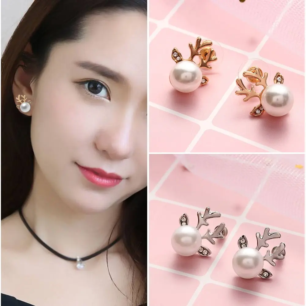 

1Pair Women Elegant Party Pearl Deer Earrings Reindeer Ear Stud Jewelry Christmas