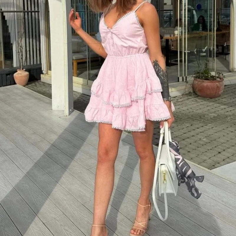 

Irregular Lace Stitching Suspender Dress in Spring and Summer of 2025 Women's Waist with Skirt Inside