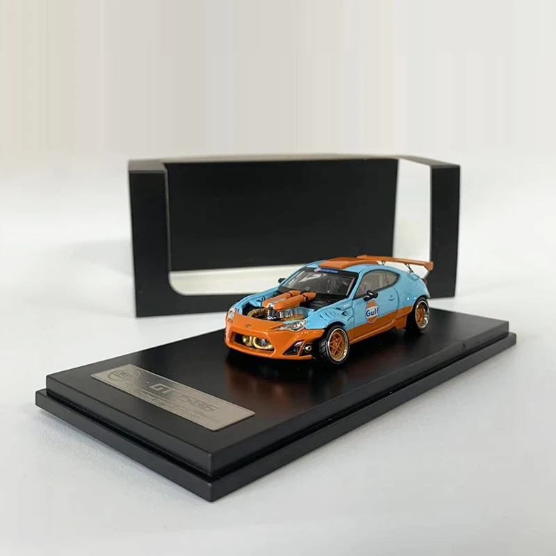 

DCM 1:64 Model Car 4586GT Alloy Die-Cast Sport Vehicle Collection-Gulf Coating