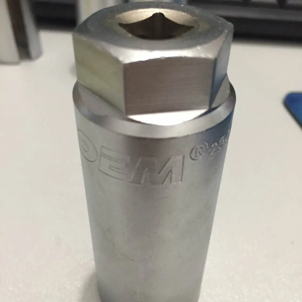 7/8-дюймовый 22-миллиметровый инструмент для удаления головки для датчика кислорода в японском автомобиле 7/8-дюймовый 22-миллиметровый инструмент для удаления головки для датчика кислорода в японском автомобиле