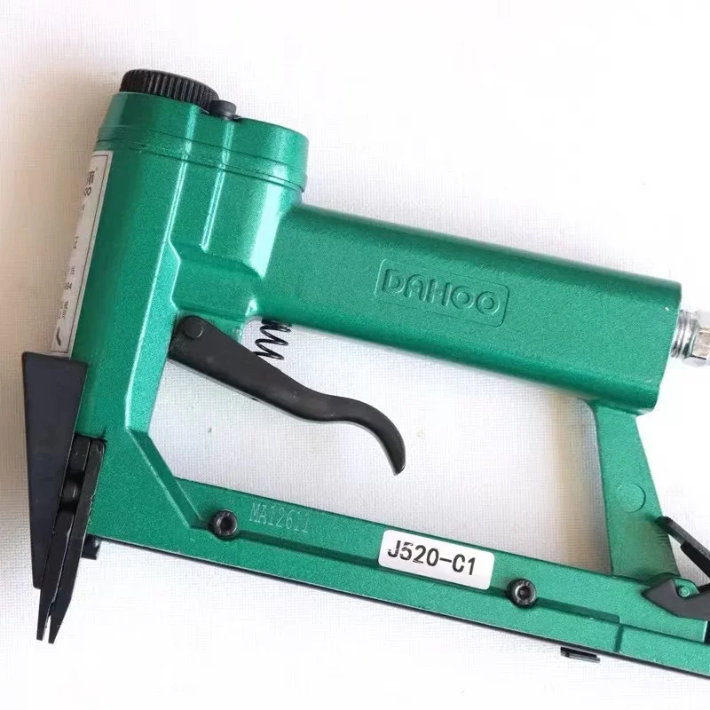 Pneumatic Staples Gun Air Stapler for Photo Frame Slice Nails Picture Frame Back Plate Fixing Tool J520-C1