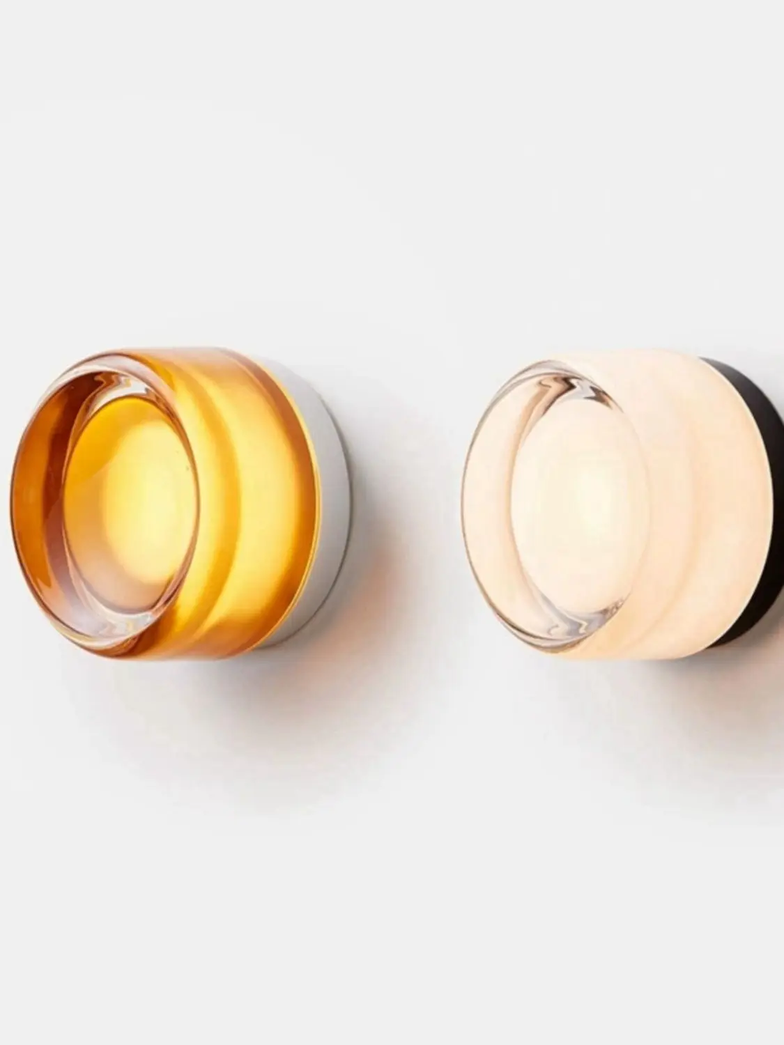 غرفة النوم بجانب السرير، غرفة الطعام الإبداعية الفريدة من نوعها، الدرج، غرفة المعيشة، الإقامة المنزلية، خلفية الجدار الخفيفة