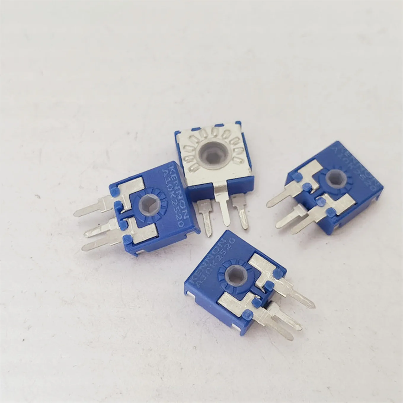 Original New 100% CA9MH2.5 A10K Horizontal Adjustable Potentiometer With Hexagonal 10*10MM Step 10-Points (SWITCH)