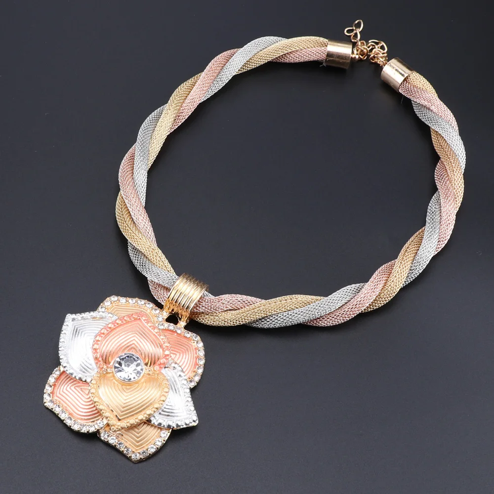 CYNTHIA Fashion Elegant Flower Pendant Necklace Jewelry Sets Luxury Crystal Dubai Bride Wedding Gold Color Jewelry Accessories