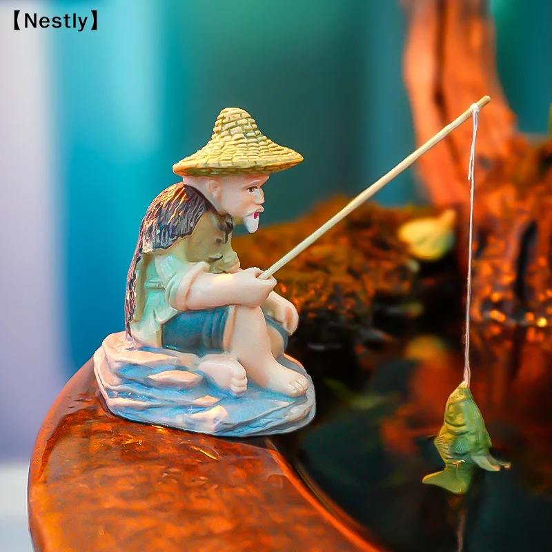 Aquarium Fish Buy - ของตกแต่งรูปชายชราตกปลาขนาดเล็ก ทำจาก PVC จียงไท่กง ตกปลา ตกแต่งตู้ปลา