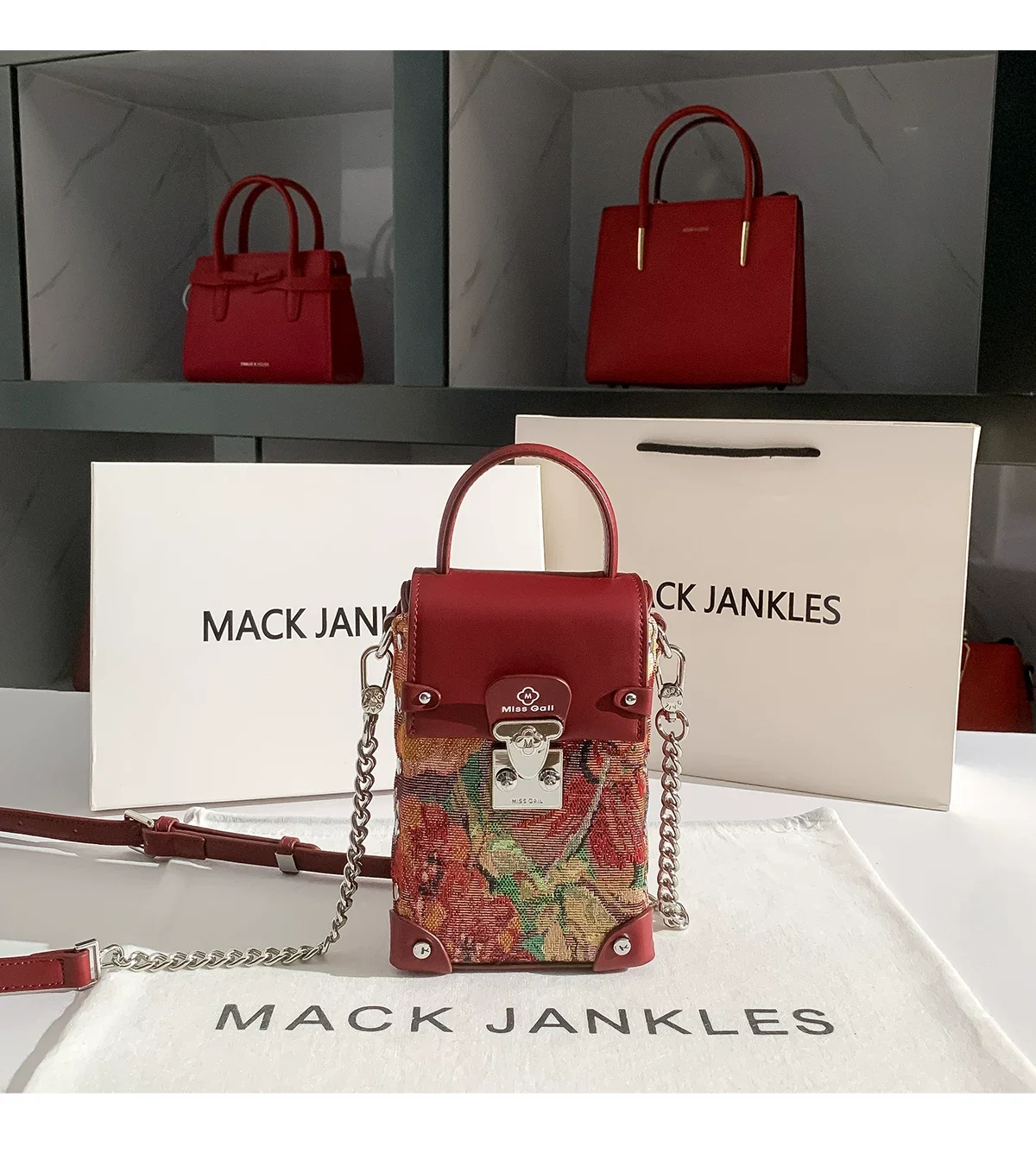 Fashion Red Color Square Bag Textured Embroidery Women Handbag Luxury Clutch Purse Shoulder Messenger Bag Mobile Phone Bag