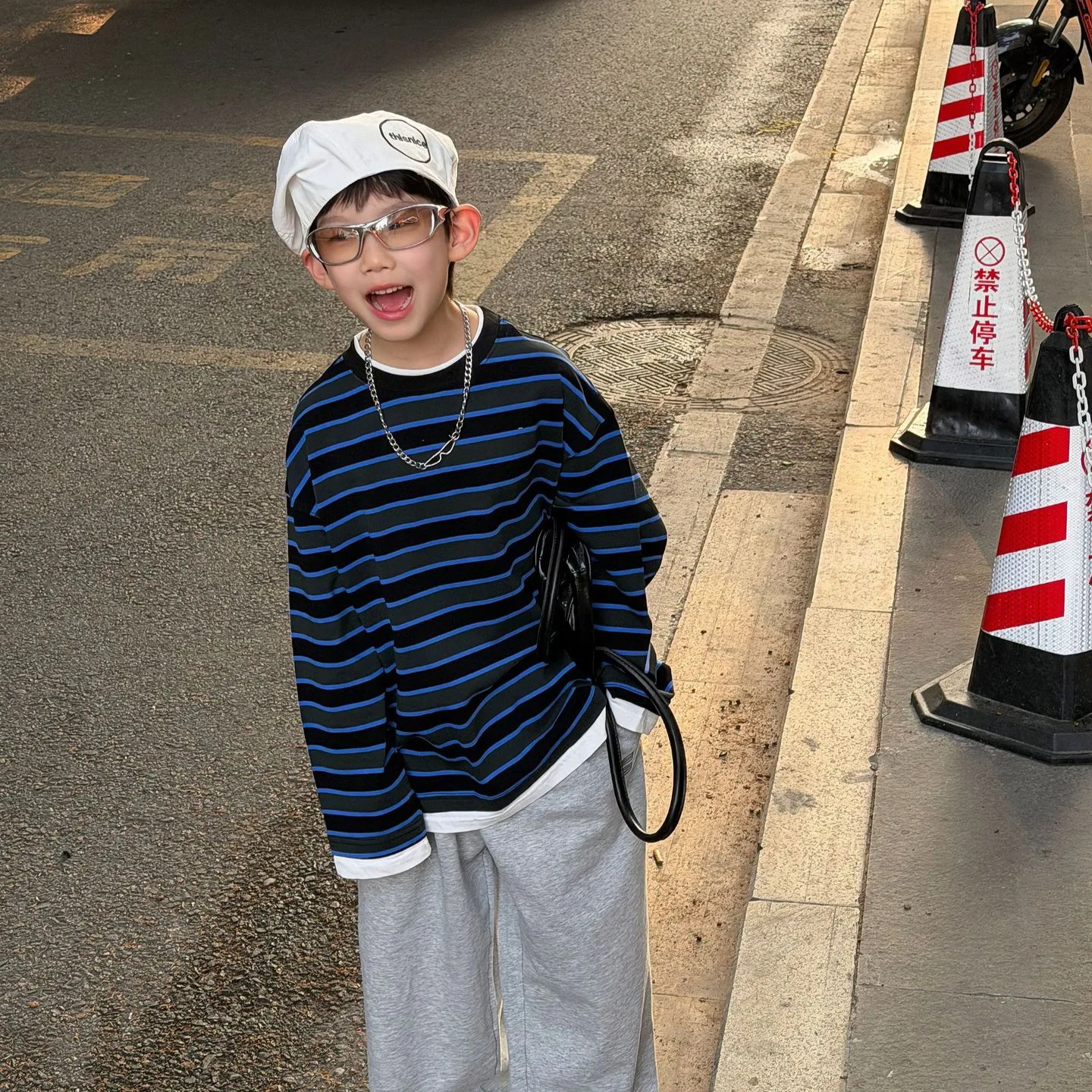 children-clothing-boys-handsome-loose-striped-t-shirt-2026-spring-new-fashionable-casual-and-versatile-long-sleeved-undershirt