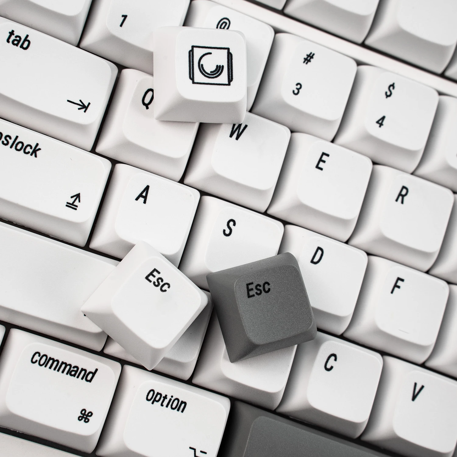 

Minimalist white 127 keys keycaps XDA profile PBT thermal sublimation Keycaps Top Print For MX Mechanical Keyboard Kit Keycap