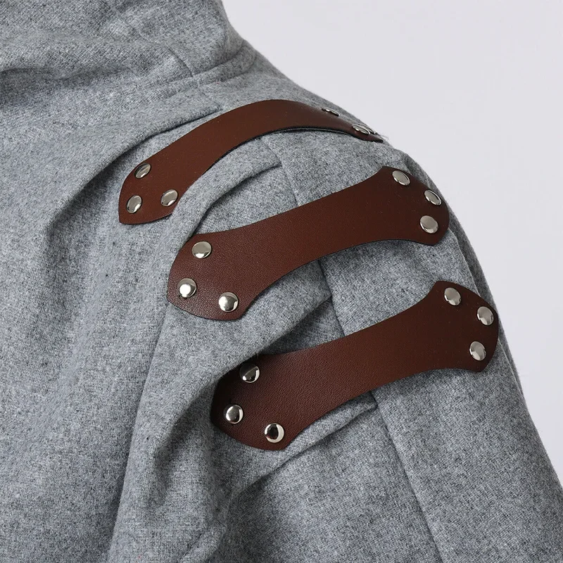 Costumi da uomo medievali accessori Warrior vichingo aristocratico Assassins Knight scialle Cape Women Renaissance Cosplay Armor