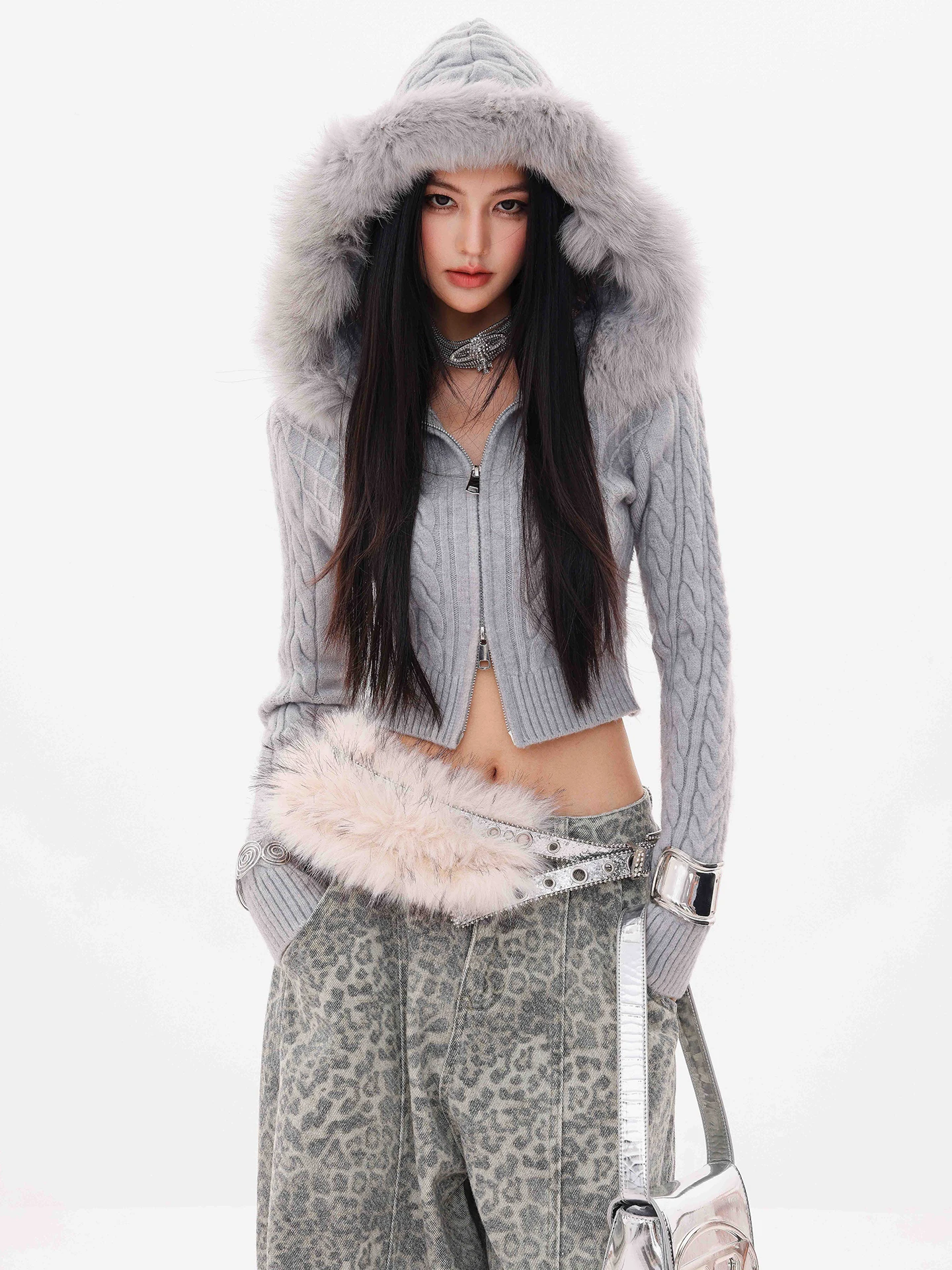 

Оригинальный ABWLR: осенне-зимний вязаный кардиган с капюшоном, женский укороченный свитер на молнии с меховым воротником, в стиле панк.