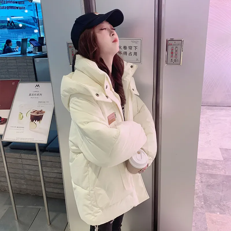 ขนมปังเสื้อผ้าสั้นลงเสื้อแจ็คเก็ตผ้าฝ้ายผู้หญิง Outwear ฤดูหนาวใหม่ฤดูใบไม้ร่วงฤดูหนาวหนา WARM Parka หลวมผ้าฝ้าย Coat