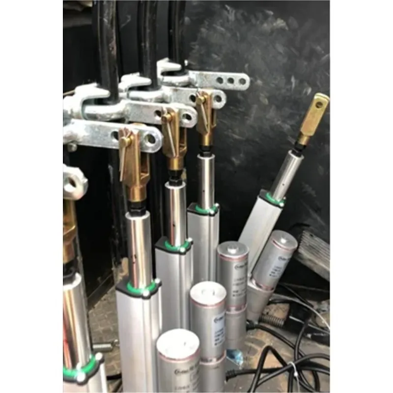 

24V Telescopic Motor Crane Wireless Remote Control Radio Cranes Home Improvement Lifts for DIY Projects