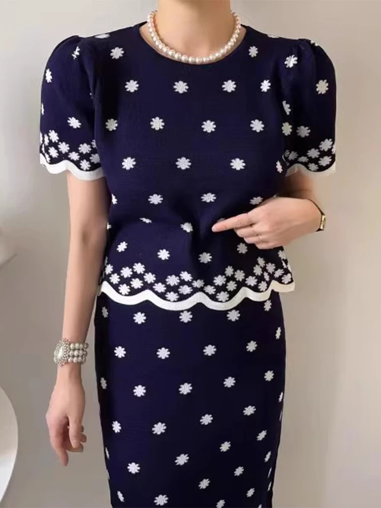

Liangliang Home Flower Wave ort Sve Knitwear Summer New Vintage Anti-aging High Waist Bodycon Skirt Set Women's Faion