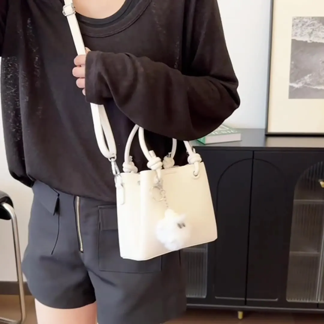 

Designer Inspired Minimalist Shoulder Bag 2025 New Women Crossbody Purse Korean Style Small Square Bag Fashion Commuter​
