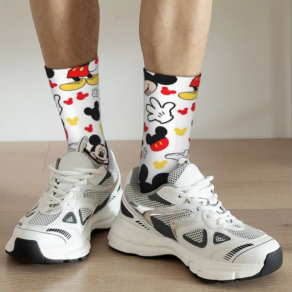 Calcetines deportivos absorbentes de sudor para hombre y mujer, medias cálidas de dibujos animados de Mickey Mouse, Hip-hop, Invierno