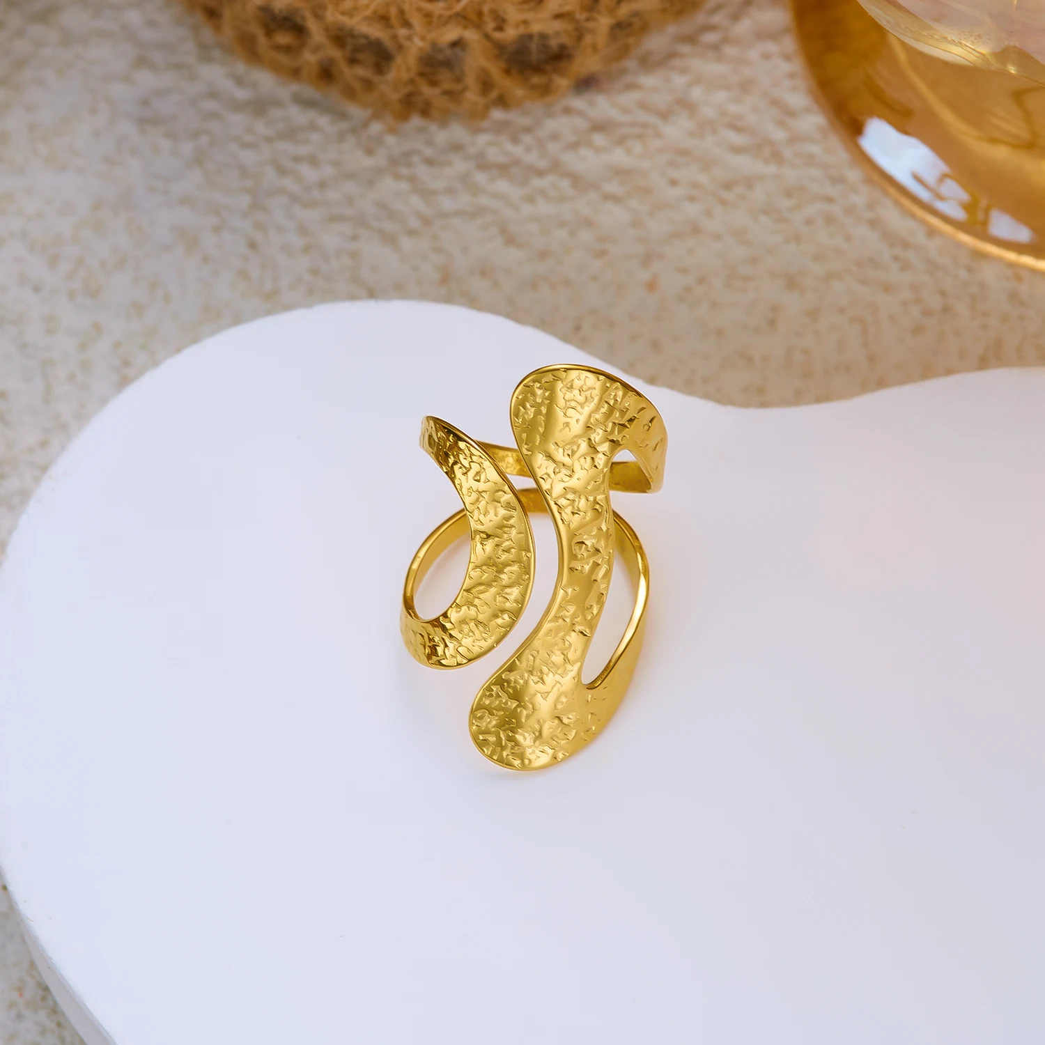Edelstahl Chunky Wide Ringe für Frauen Vintage Goldfarben Geometrische Spiral-Linien Fingerringe Charms Wasserfester Schmuck – Detail 6
