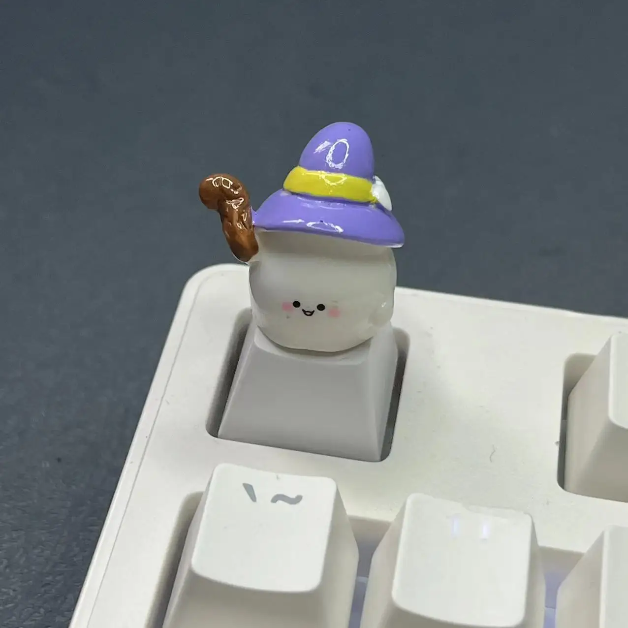 

Personalized Cute Handmade Custom Black Elf Keycaps Couple Gift Creative Translucent Ghost Mechanical Keyboard Keycaps