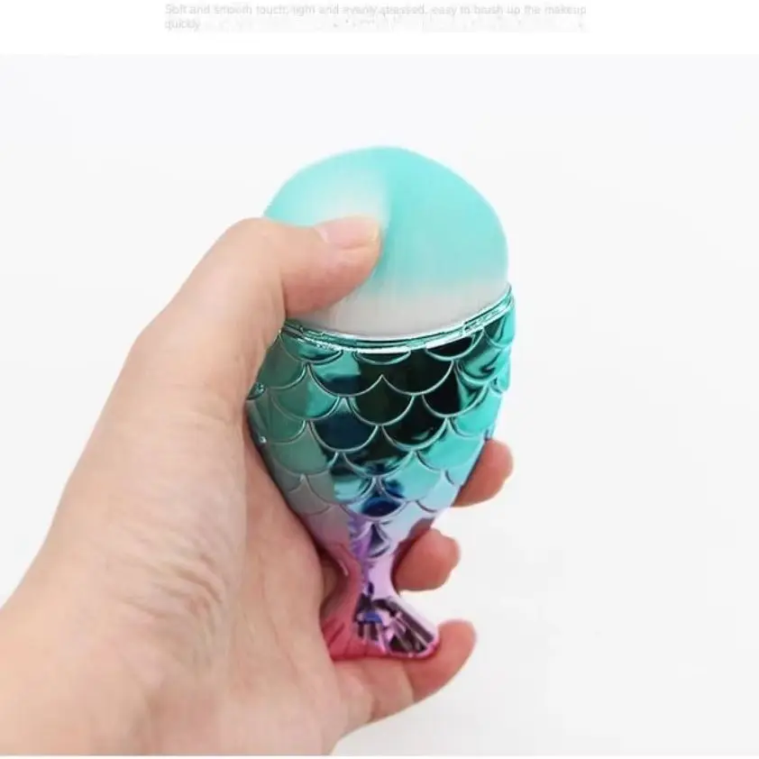 Weiche Bunte Fischschwanz Form Make-Up Pinsel Meerjungfrau Gesicht Erröten Puder Pinsel Multifunktions Nagel Pinsel Kosmetik Pinsel Werkzeug