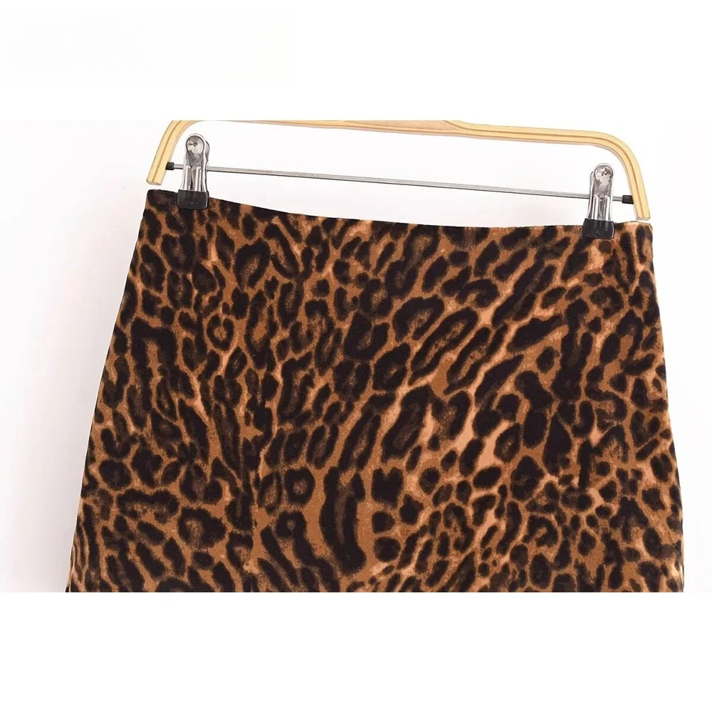 KONDALA موضة خريف وشتاء 2024 بدلة نسائية بنقشة الفهد سترة عالية الشارع أنيقة Blzaer + غمد تنورة صغيرة أطقم حفلات أنيقة ومثيرة