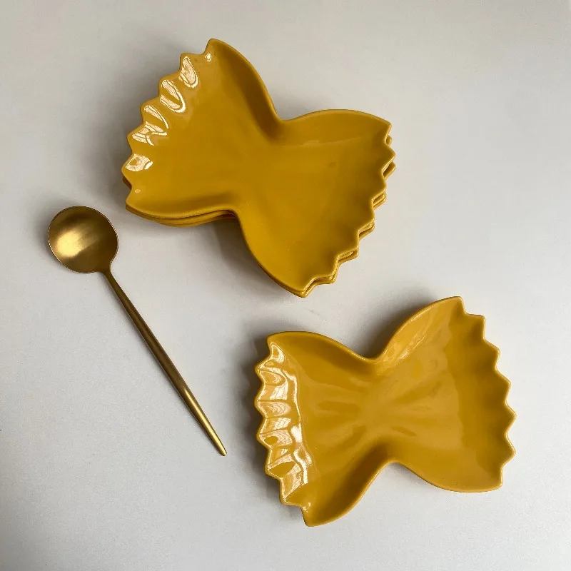 Creative Ceramic Bow Shape Plate Living Room Kitchen Dining Table Dim Sum Plate Biscuit Dessert Plate Crafts Birthday Gifts