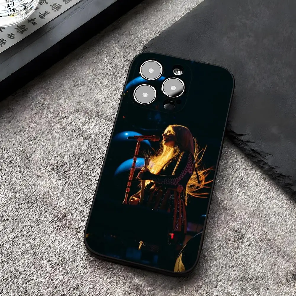 Singer Avril Lavigne Phone Case Funda for iphone 14 16 13 11 15ProMax 12 Pro Max Mini Xr Xs X 7 Plus Covers