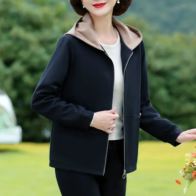 Middle-aged Mother Casual Hooded Short Coat Female Spring And Autumn New Korean Version Large Size Loose Spliced  Windbreaker