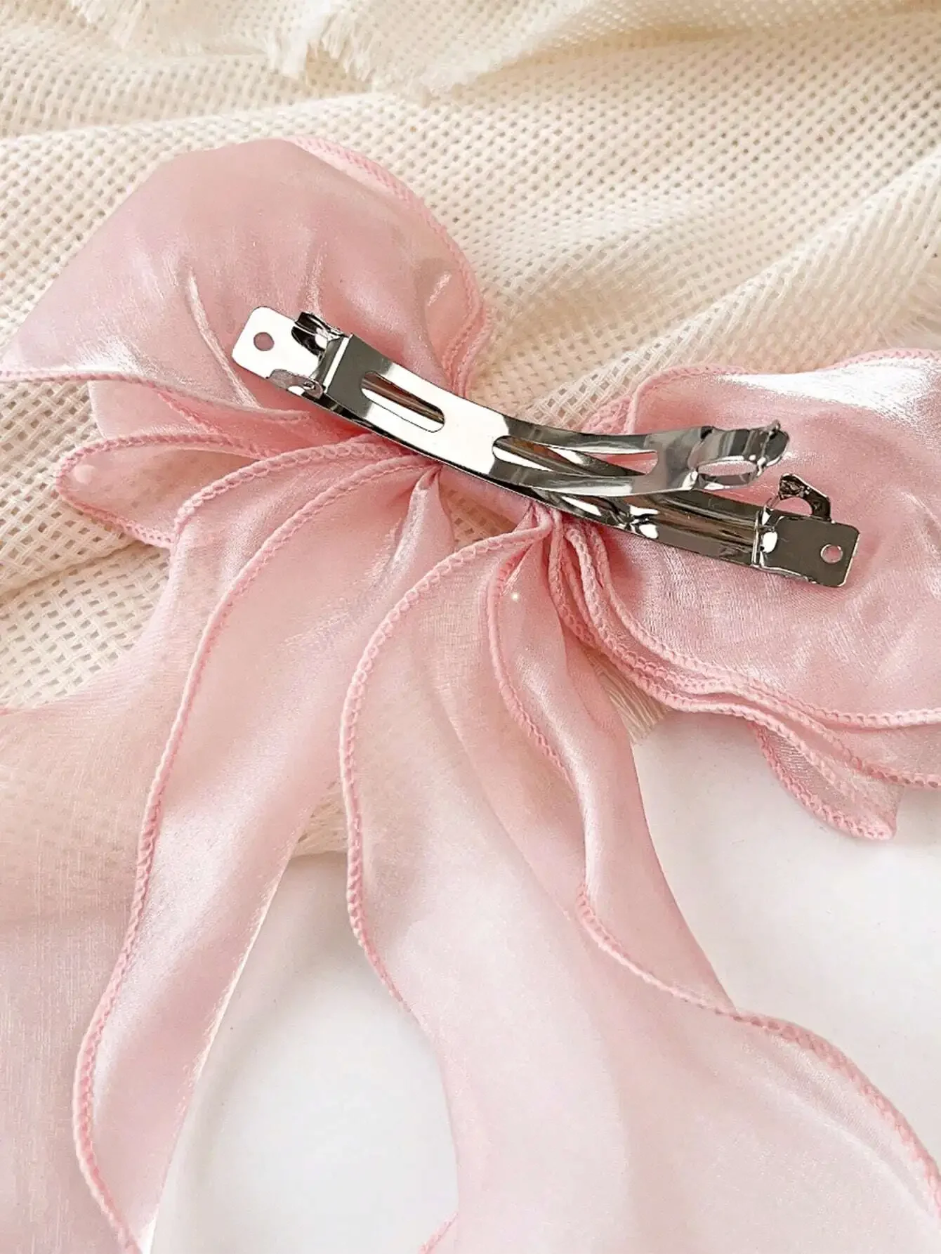 

Sweet Pink Mesh Bow Hair Clip With Long Wavy Ribbon For Women