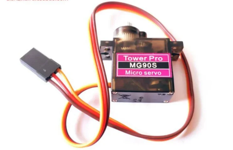 9g MG90S Metallgetriebeservos für RC Flugzeuge Hubschrauber Auto Flugzeugteile