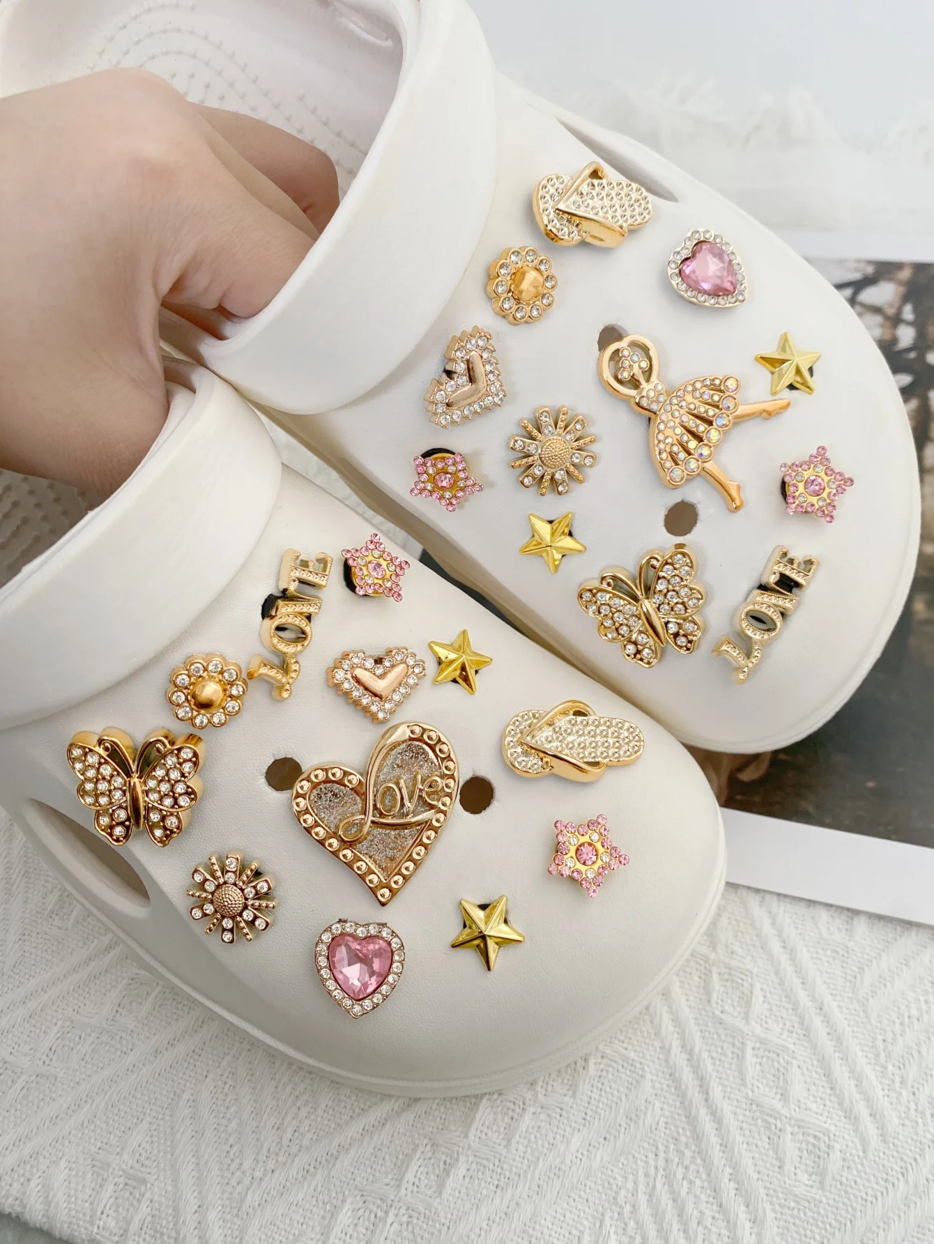 

24-золотые тапочки-бабочки, съемные аксессуары для обуви «сделай сам», золотые звезды любви и буквы «LOVE», универсальные зажимы для обуви для женщин