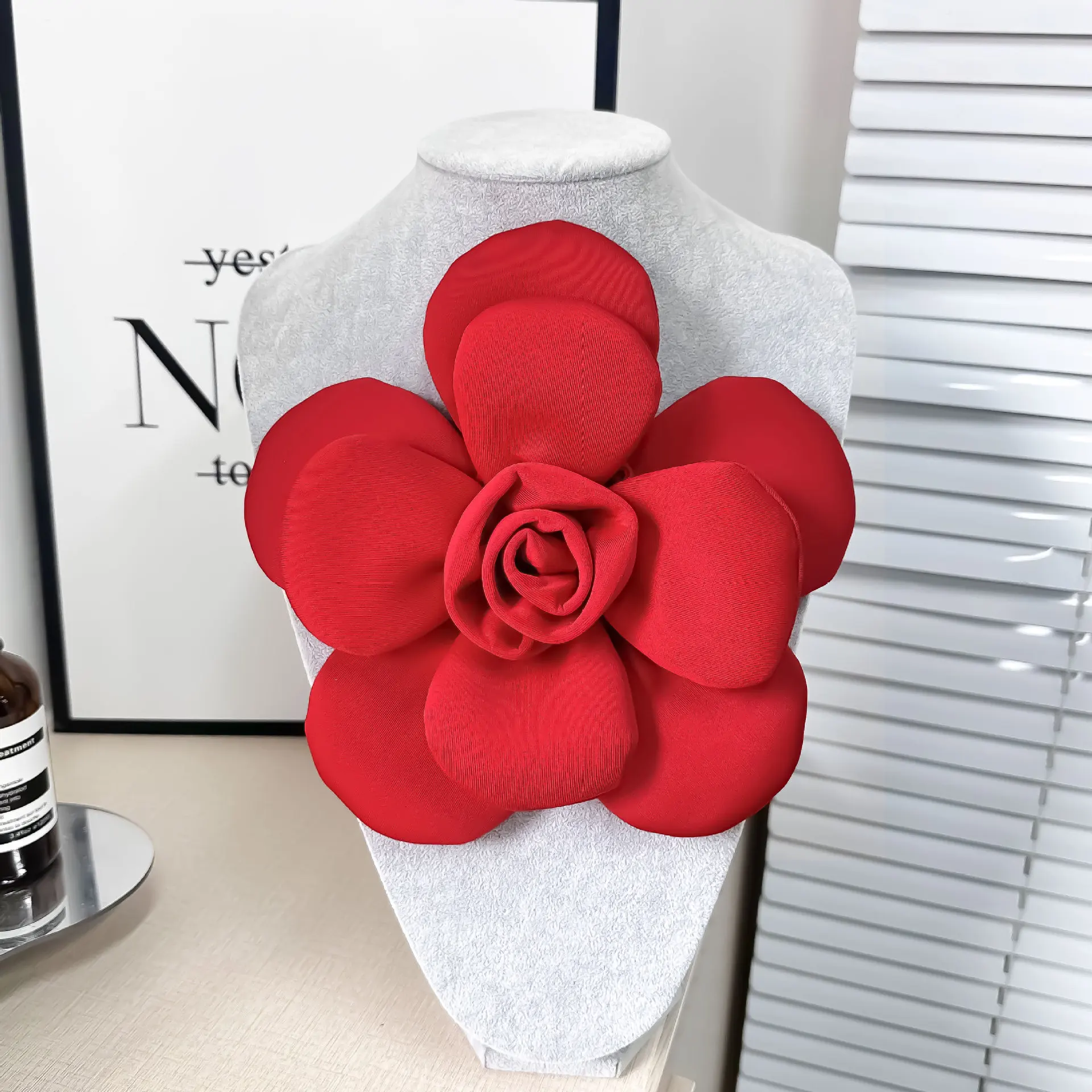 Handmade Flower Brooches Elegant Fashion Corsage Bag Dress Badge Wedding Party Lapel Pins for Women Accessories