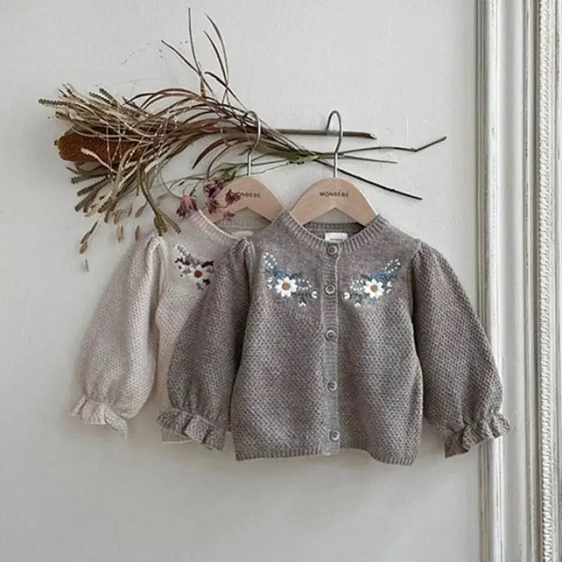 

Girl Retro Flower Lantern Sleeve Knitted Cardigan Toddler Girls Autumn Loose Casual Coat Kids Soft Single Breasted Sweater