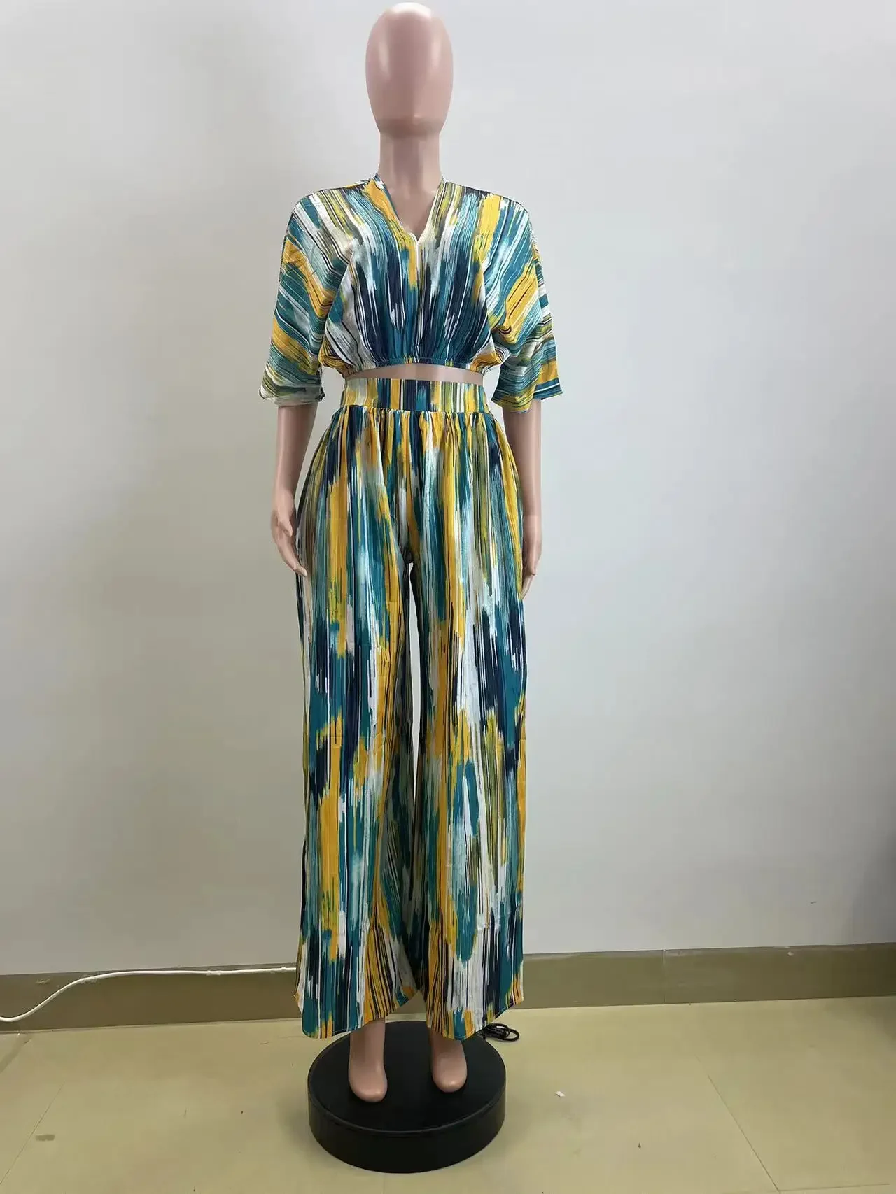 المرأة مجموعة الخامس الرقبة قصيرة الأكمام تي شيرت مطبوع + بنطال ذو قصة أرجل واسعة الدعاوى الشارع Sweatsuit اثنين 2 قطعة مجموعة الزي رياضية