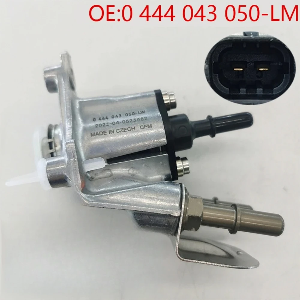Original High quality New For 0444043050 Urea nozzle  0444043016 0444043007 0444043008 urea injector doser pump injector nozzle