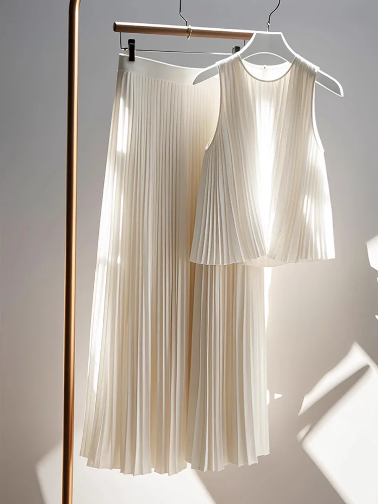 

Бежевый, белый плиссированный костюм для женщин, лето 202, новый стиль, модная женская одежда, элитный топ, жилет + юбка, костюм из двух предметов