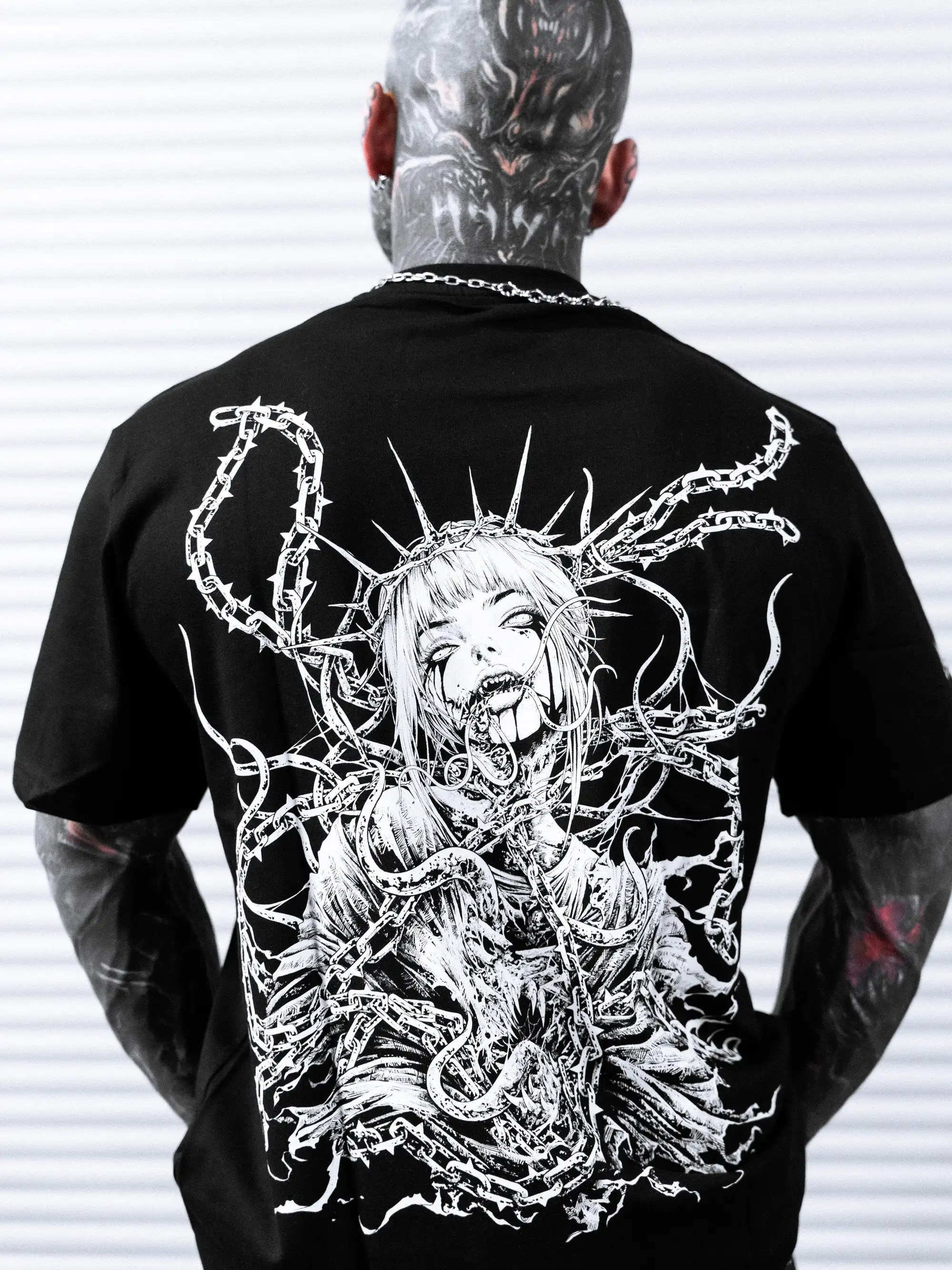 Dunkles Gothic-Mädchen T-Shirt mit Dornen-Tentakel-Druck, Rundhalsausschnitt, Schwarz, Locker Geschnitten, Kurzarm, Streetwear, Hip-Hop, Unisex, Casual Tee