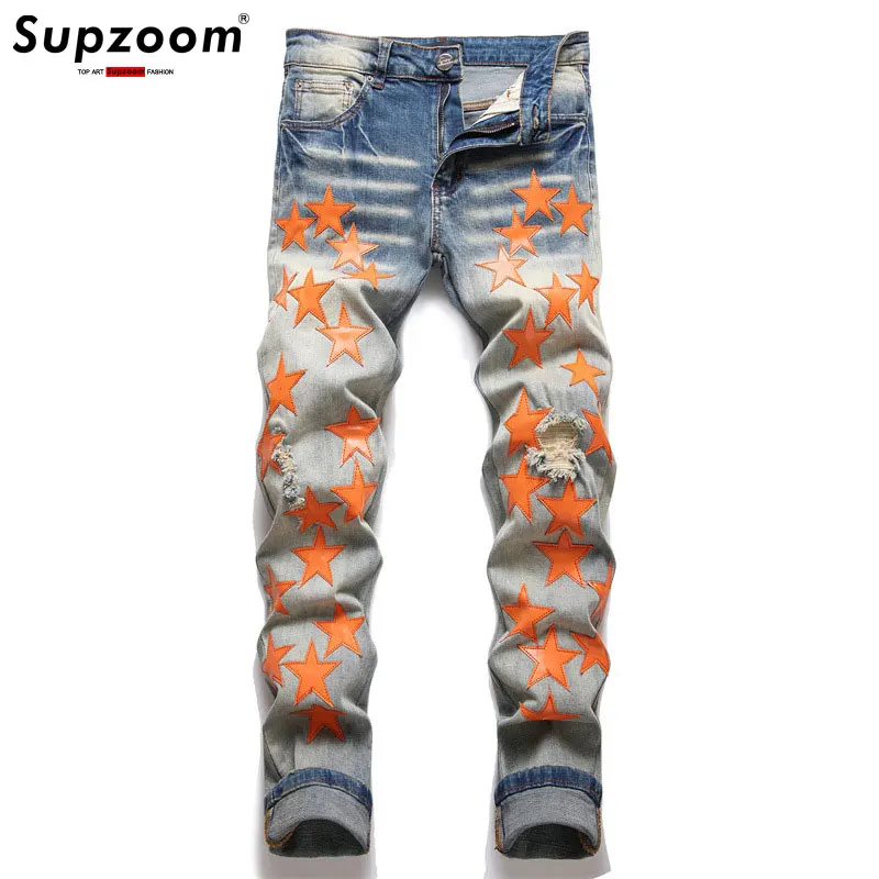 Supzoom 2023 New Arrival Top Fashion Casual Design Sense Niche High Street Jacquard Maple Leaf Loose Straight Denim Men Jeans