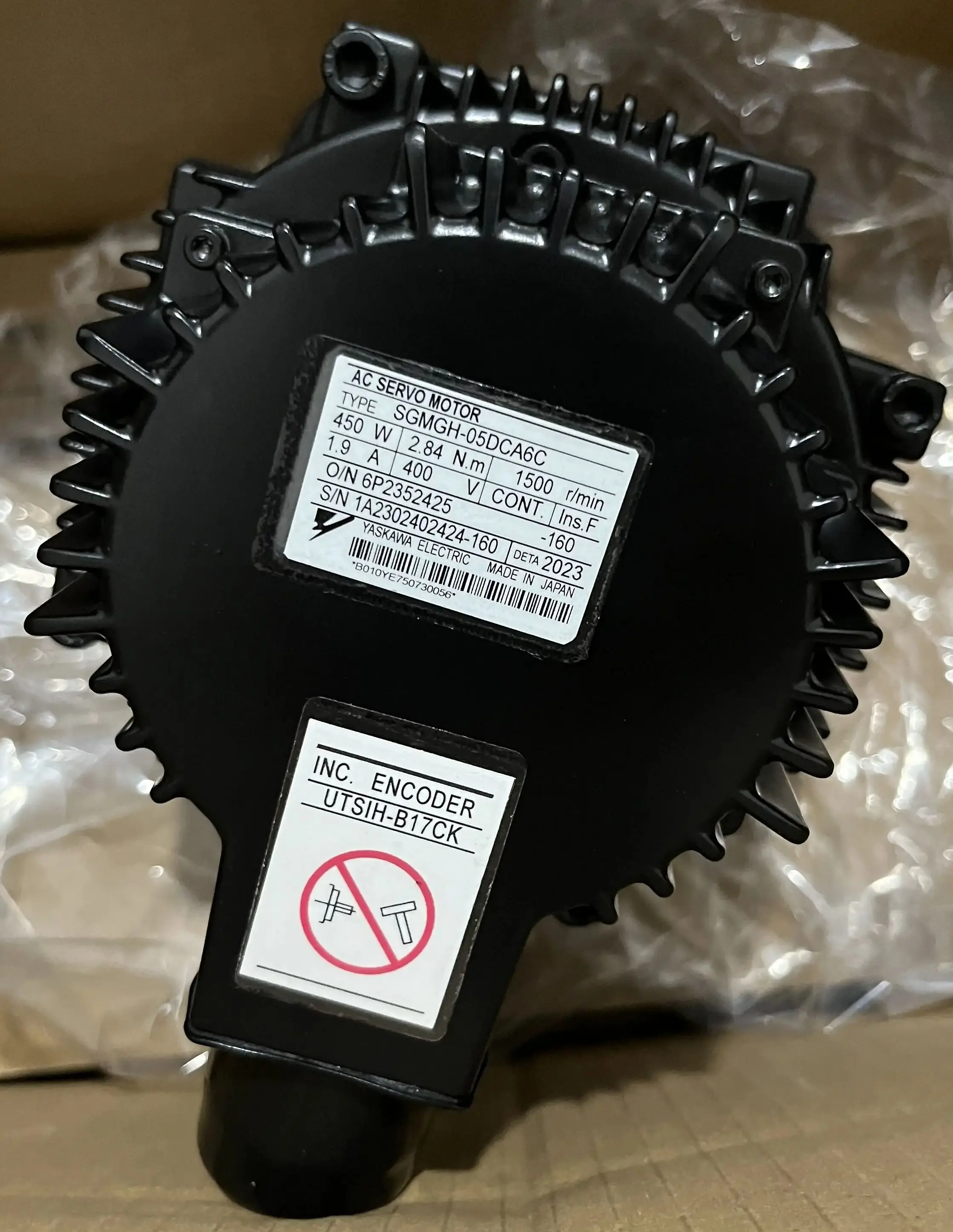 

SGMGH-05DCA6C Brand new Servo motor，In Stock，SGMGH 05DCA6C