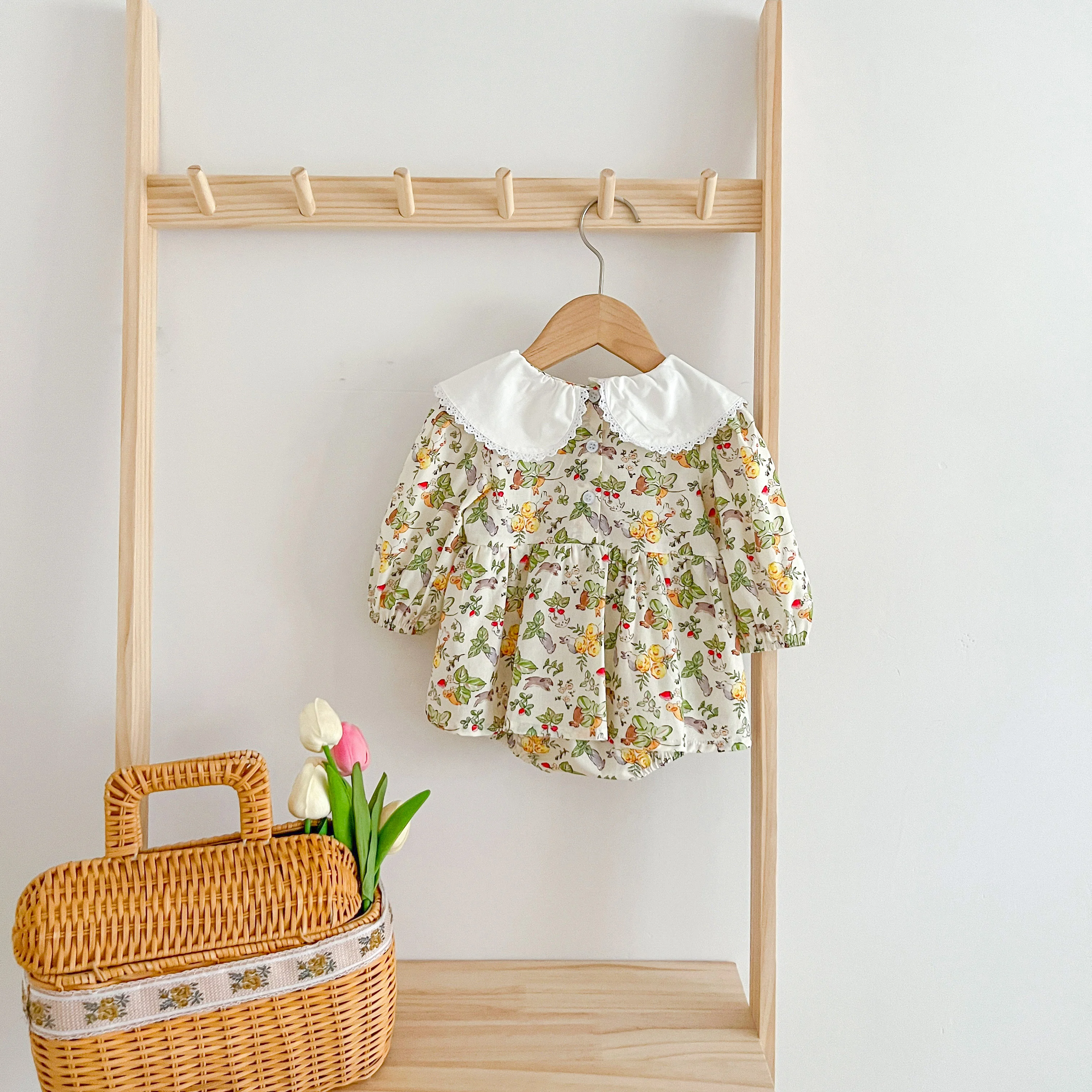 Familien look Frühling Blumen kleid Baby Mädchen bestickt Pandora Kragen Baumwoll kleid Baby Mädchen Blumen Bodysuit Schwestern Look Kleidung – Detail 6