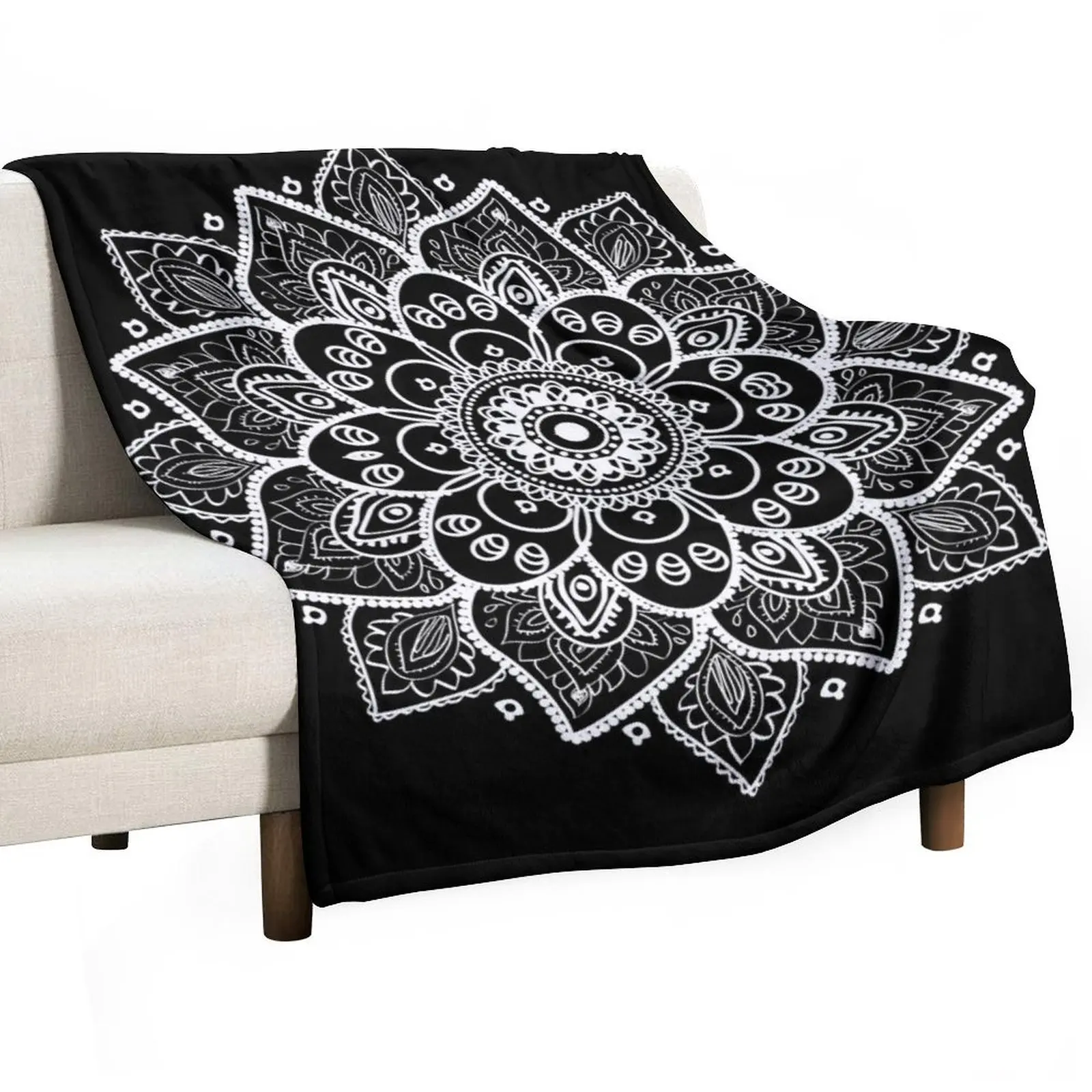 

White Ornate Floral Mandala Throw Blanket warm winter Decoratives Shaggy Flannel Blankets