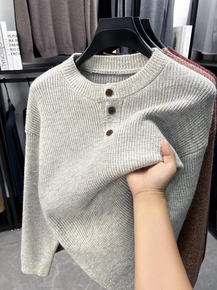 

Personality luxury floral yarn knitted men sweater new skin friendly comfort warm fashion button decoration round neck pullover