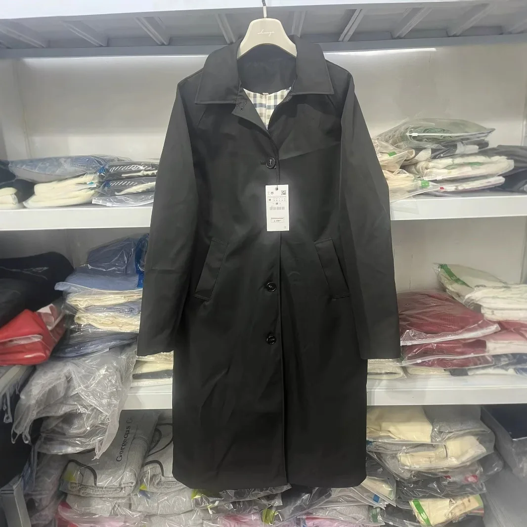 2025 Einreihige Windjacke mit vierfarbigem europäischem und amerikanischem Temperament auf Lager, lange Windjacke